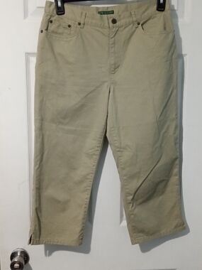 Ralph Lauren Women's Khaki Capris - Light Green